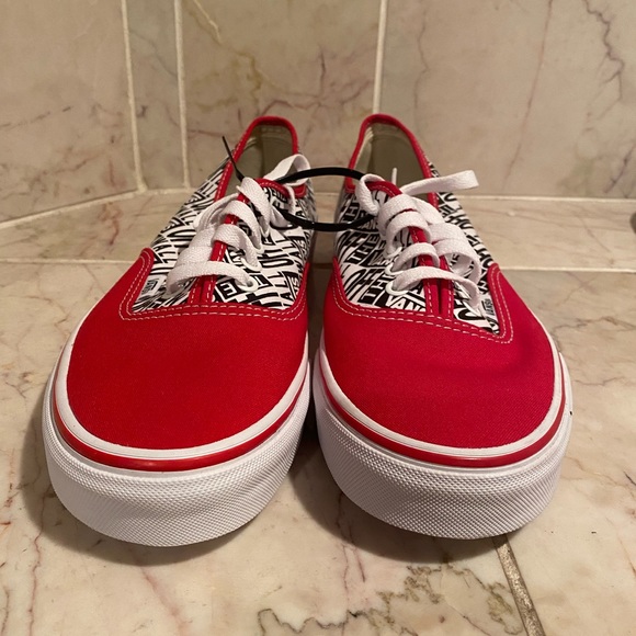 Vans - Picture 4 of 5